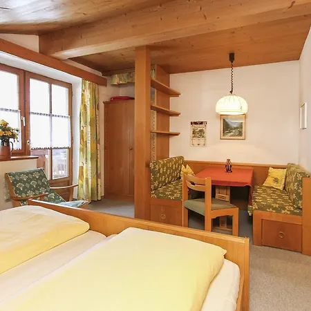 Gaestehaus Rass Apartamento *