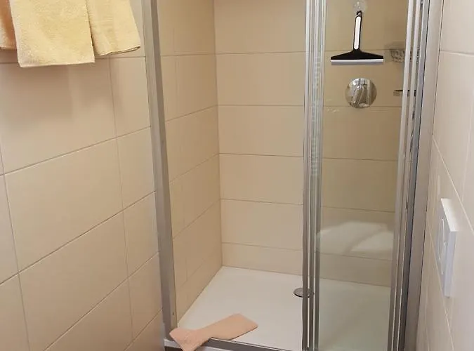 Gaestehaus Rass アパート ローファー