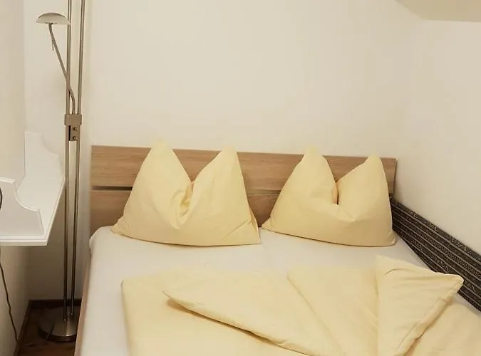 Gaestehaus Rass ローファー